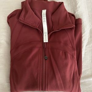 Lululemon define jacket *Luon. Size 8. Never worn. Brand new.
